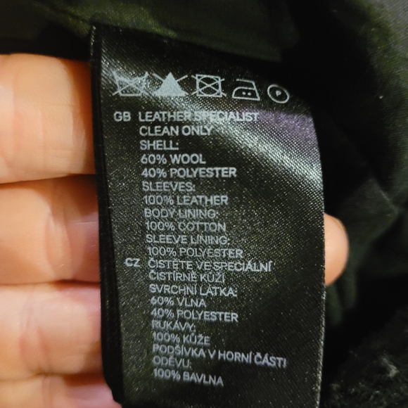 Size small genuine leather sleeves - Picture 3 of 3